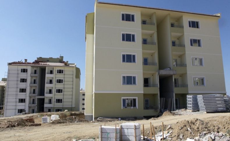 Orta hasarlı bina sahipleri için yapılan konutlar yükseliyor