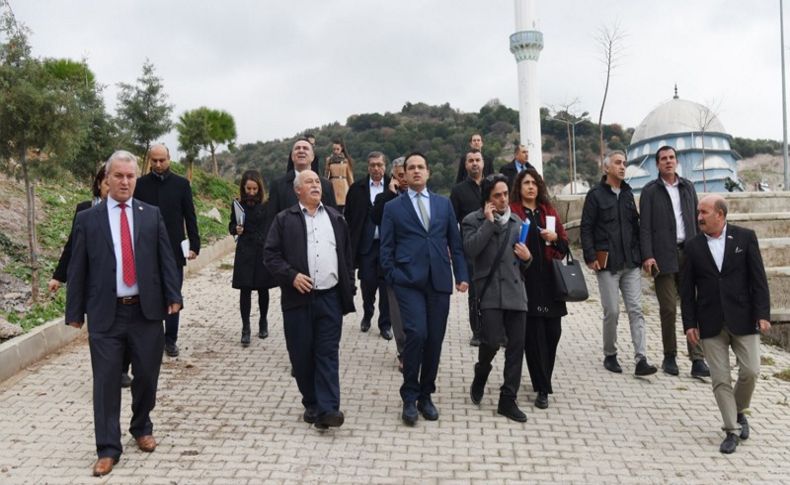 Başkan Atila mahalle gezilerine aralıksız devam ediyor