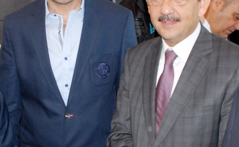 Osman Özköylü, yabancı futbolcu sayısını az düşünüyor