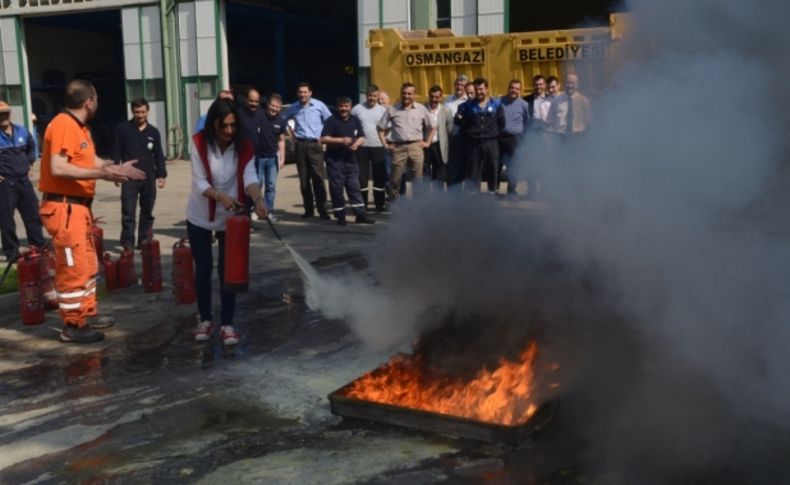 Osmangazi Belediyesi personeline yangın eğitimi