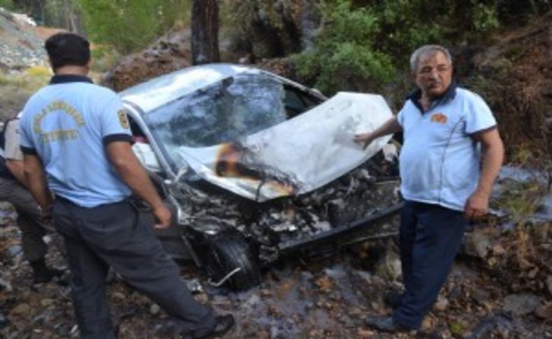 9 aylık hamile sürücü 50 metreden uçtu!