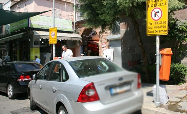Kemeraltı Çarşısı'nda otopark krizi