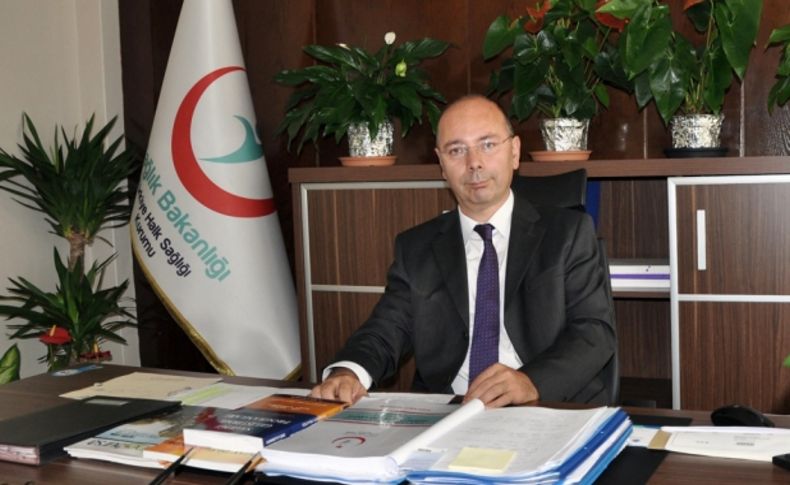 Özbek: Hemşirelerimiz, karşılıksız hizmet etmenin onurunu yaşıyor