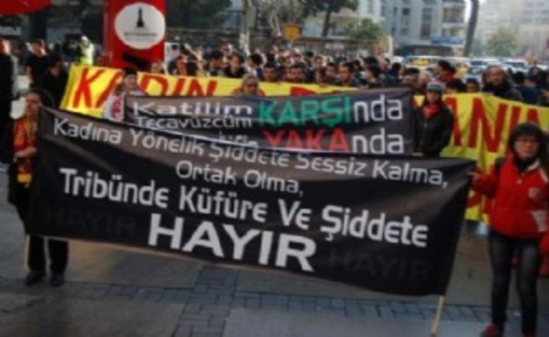 Karşıyaka ve Göztepe taraftarları 'Özgecan' için yürüdü