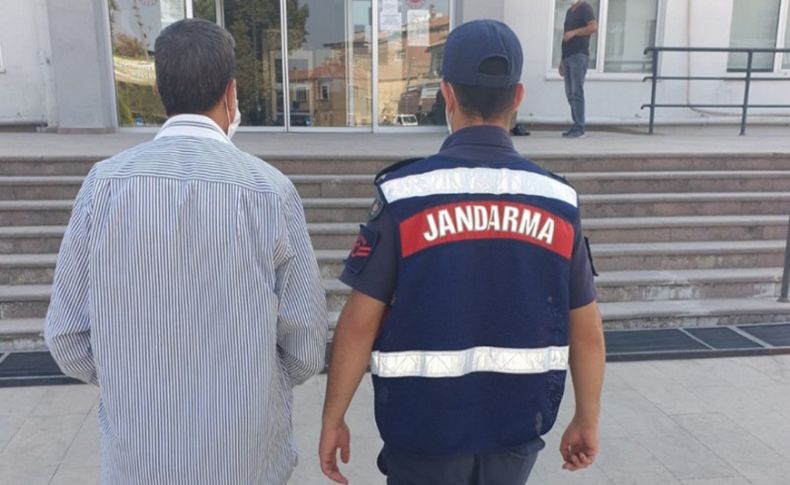 Parkta uyuşturucu sattığı öne sürülen şüpheli tutuklandı