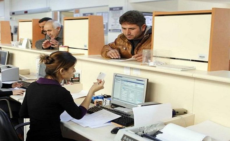 Pasaport, kimlik ve ehliyet belgelerinde işlem rekoru
