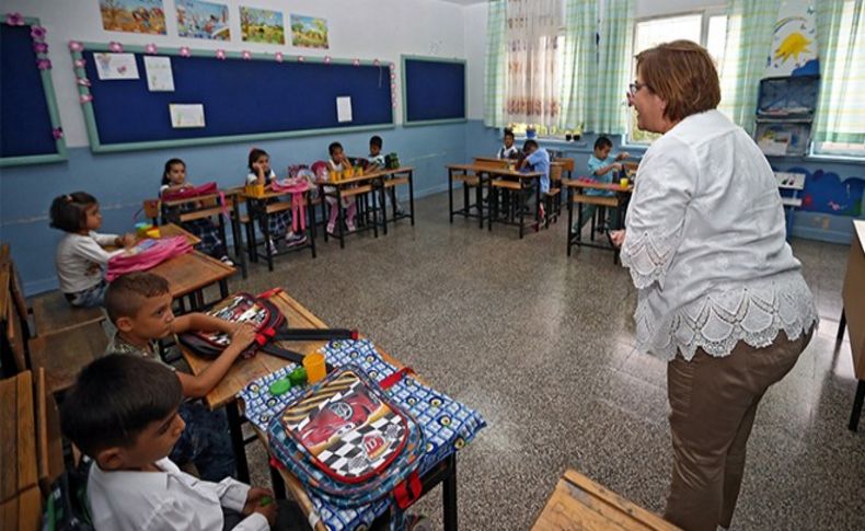 Pekdaş’ın okul ziyaretleri sürüyor