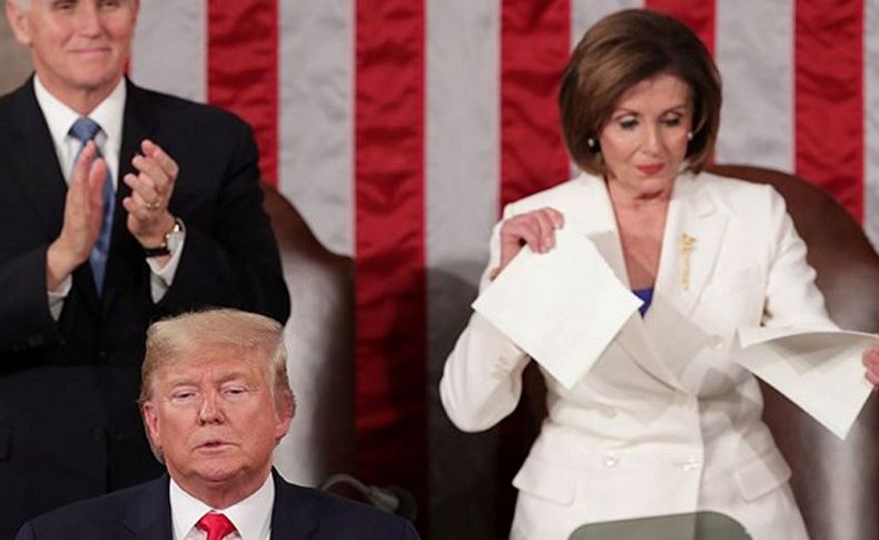 Pelosi Trump'ın konuşma metnini yırttı!