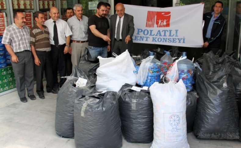 Polatlı Kent Konseyi topladığı kapaklarla engellileri sevindirecek