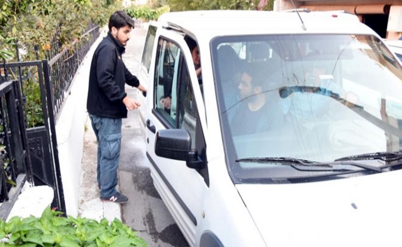 Polisten FETÖ baskını