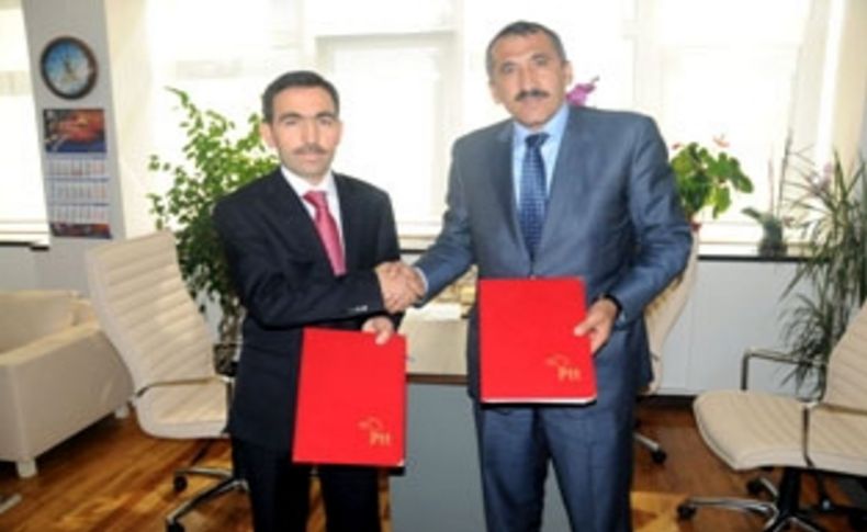 PTT, Hakkari Üniversitesi'ne 53 adet bilgisayar hediye etti