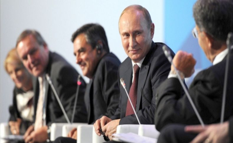 Putin: ABD’nin mali sorunları Rusya için endişe kaynağı