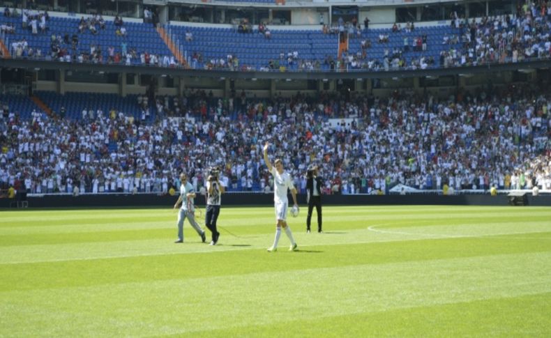 Real Madrid Bale'i basına tanıttı
