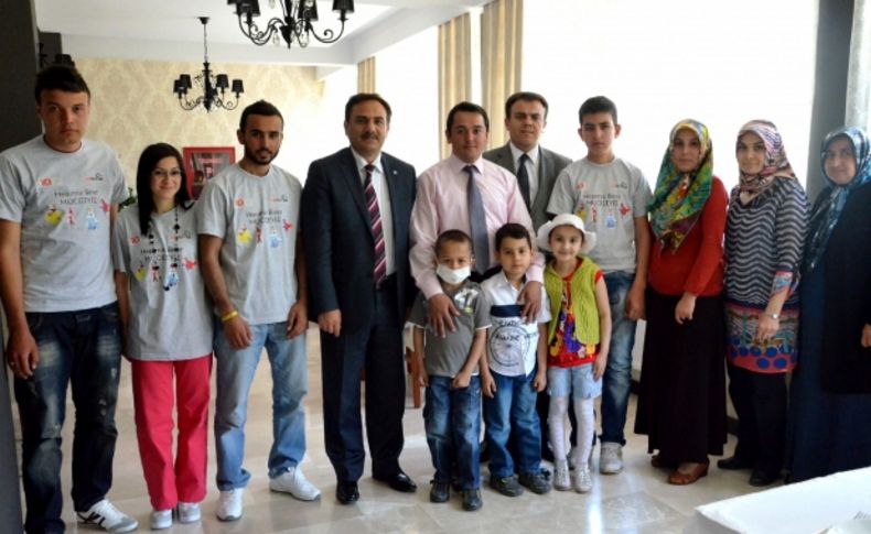 Rektör Coşkun, lösemili çocukları ağırladı