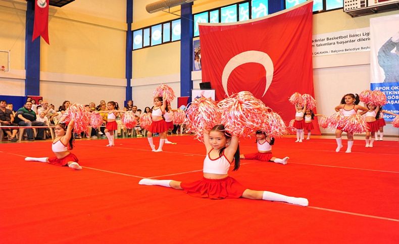 Ritmik cimnastikçiler Balçova’da yarışacak