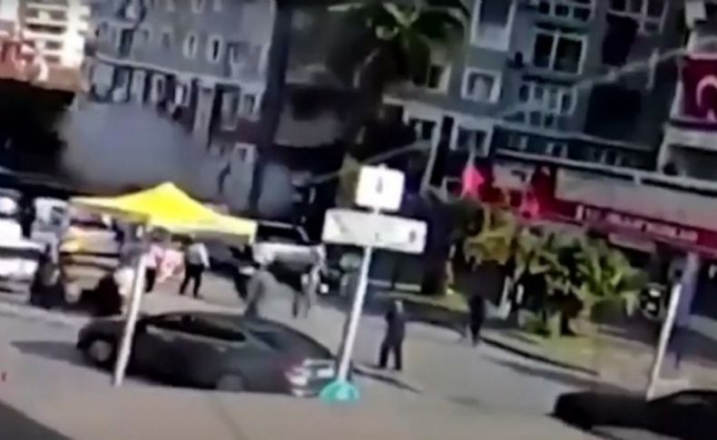 Rıza Bey Apartmanı böyle yıkıldı