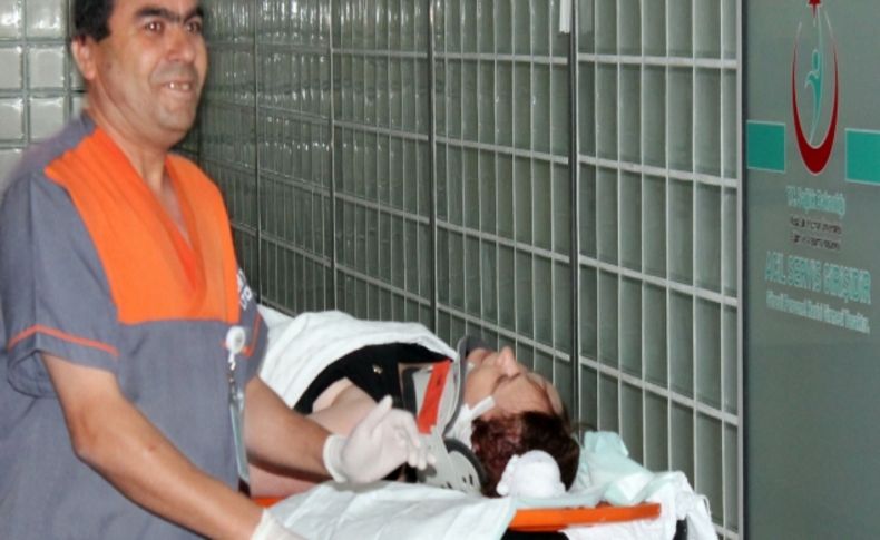Rus turistleri taşıyan otobüs devrildi: 12 yaralı