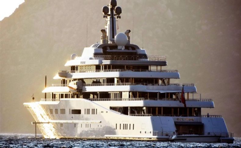 Rus milyarder Abramoviç'in lüks yatı Eclipse Bodrum'da