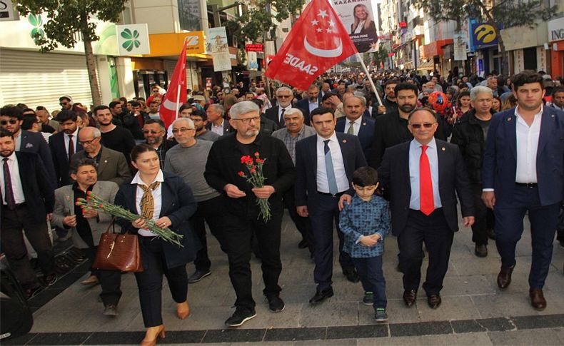 SP'den Karşıyaka’da sevgi yürüyüşü