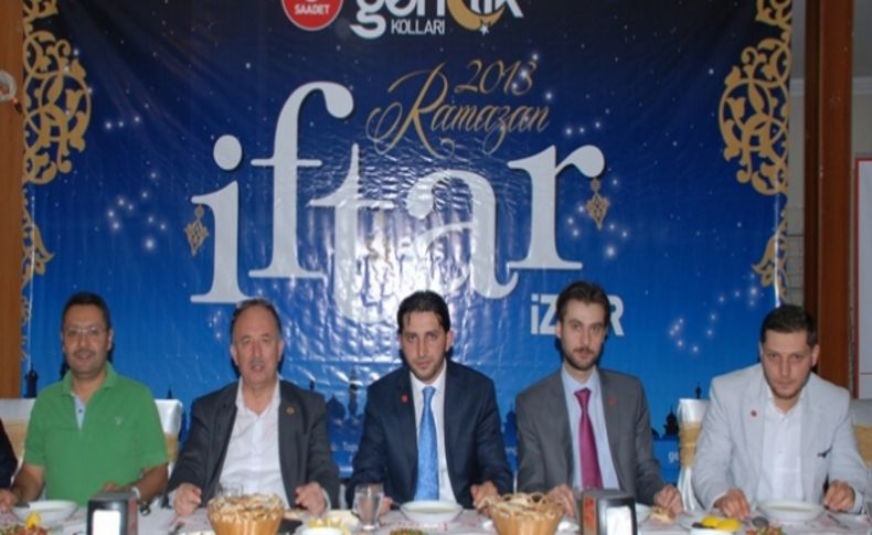 Saadet Gençlik iftarda buluştu