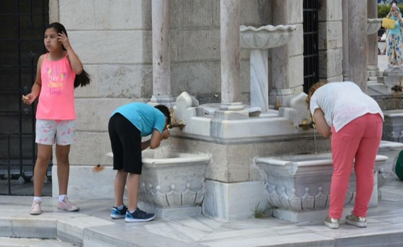 Saat Kulesi'nin muslukları yenilendi