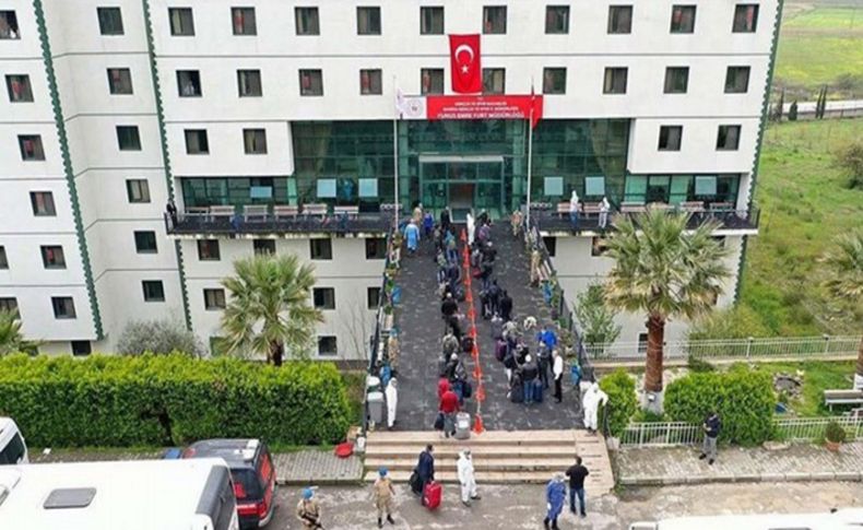 Sağlık bakanlığı duyurdu: Yurtdışından gelenlerle ilgili yeni karar
