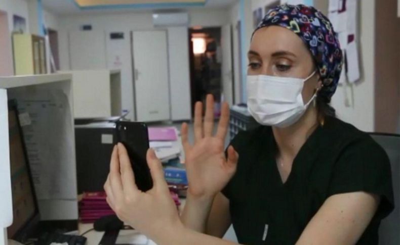 Sağlık çalışanlarından Anneler Günü sürprizi