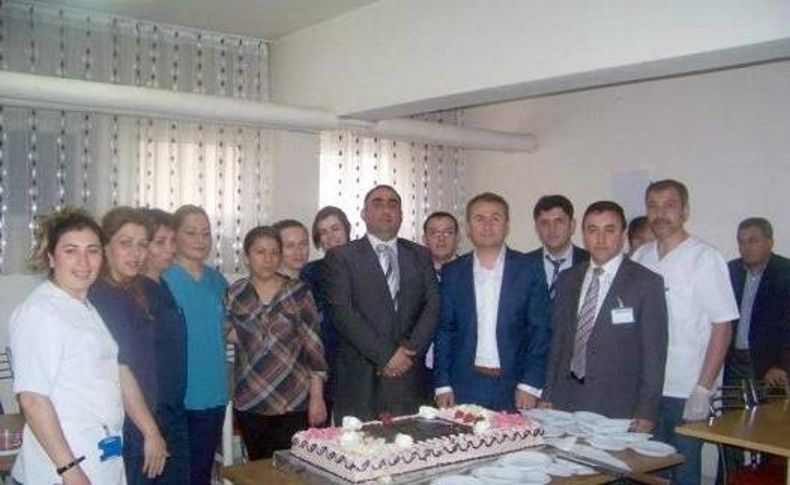Sağlık-Sen temsilcisi Özer: Sağlık çalışanının hakkı ödenmez