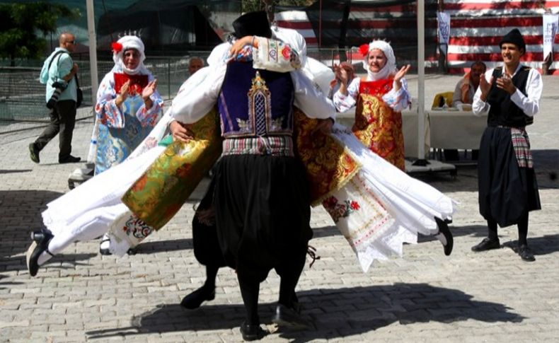 Sakız Adası’nda Halk Dansları Festivali!