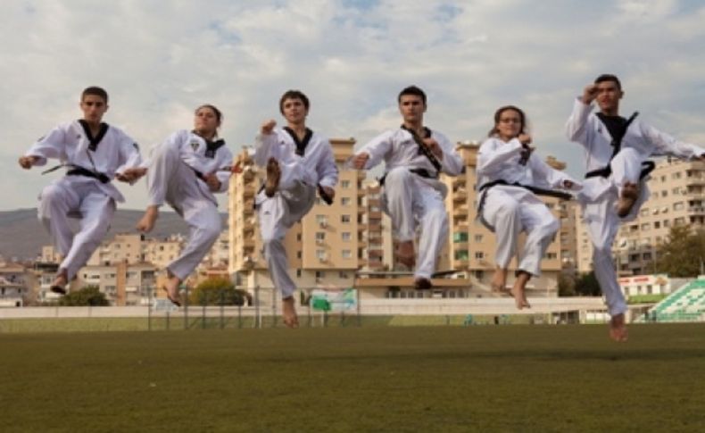 Şampiyon tekvandocular Bornova’dan