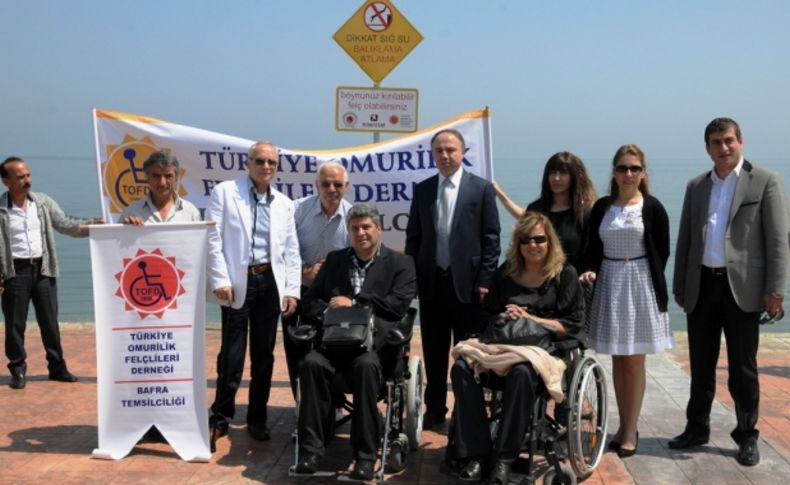 Samsun sahiline, 'Sığ sulara dikkat' levhaları dikildi