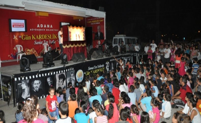 Sanat TIR’ı Bahçeşehir’de