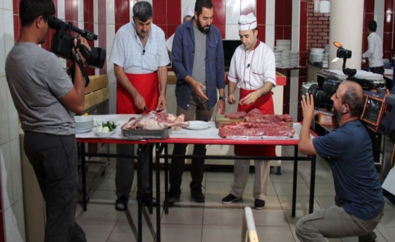 Sanatçı Turgay Başyayla’dan cıvıklıya övgü