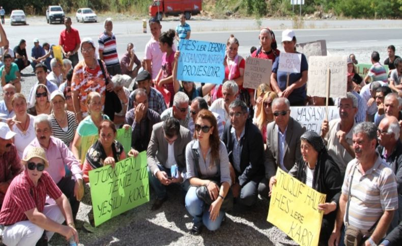 Sansa Deresi'nde HES protestosu