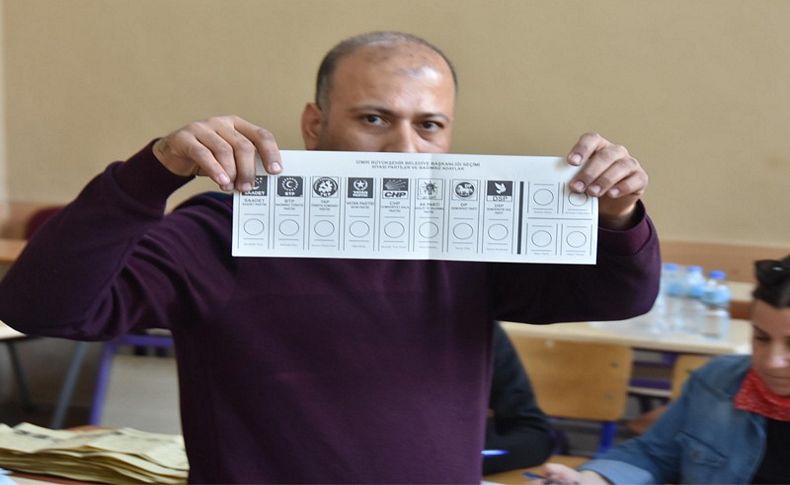 Oylar sayılıyor; İşte ilk sonuçlar