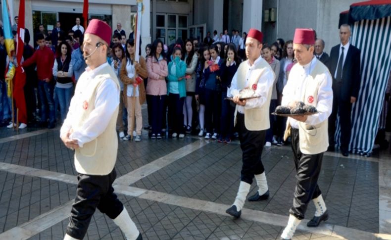 Şed kuşatma törenine yoğun ilgi