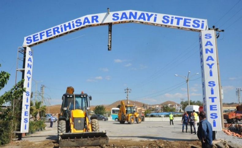 Seferihisar'da sanayi yolu problemi çözüldü