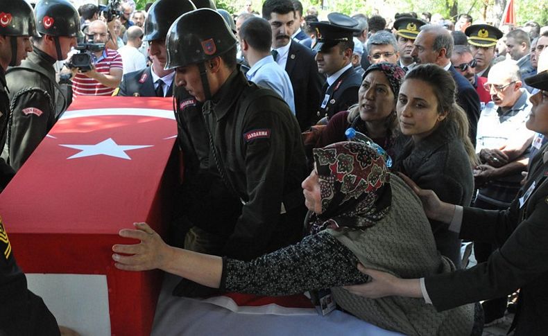 Şehit astsubay Akın son yolculuğuna uğurlandı