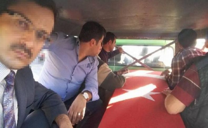 Şehit cenazesinde selfie çeken imama tepki