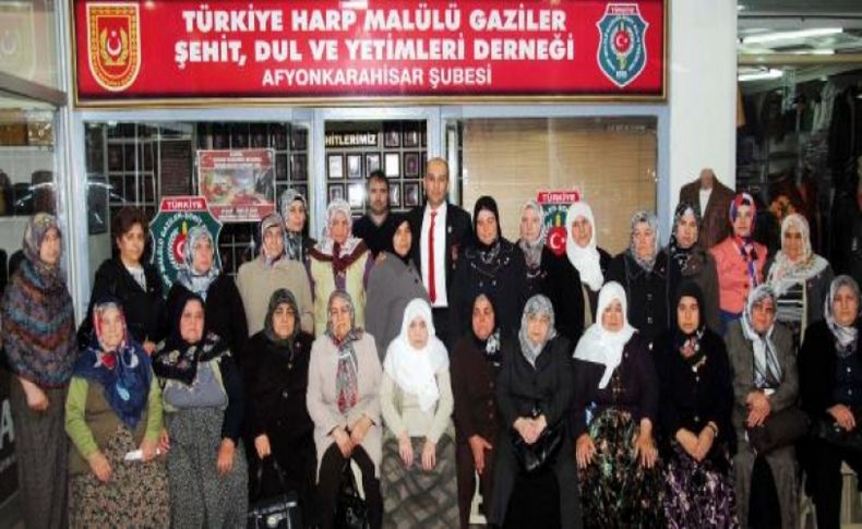 Şehit anneleri: gelsinler, bizimle görüşsünler