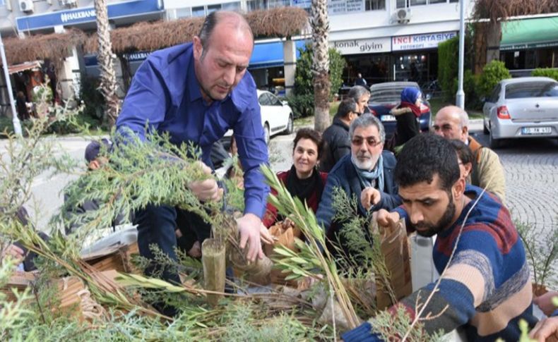 Şehitler için her bahçeye bir fidan