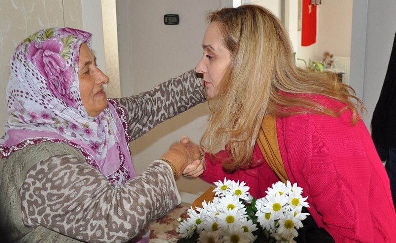 Sevgililer Günü'nde şehit annelerine ziyaret