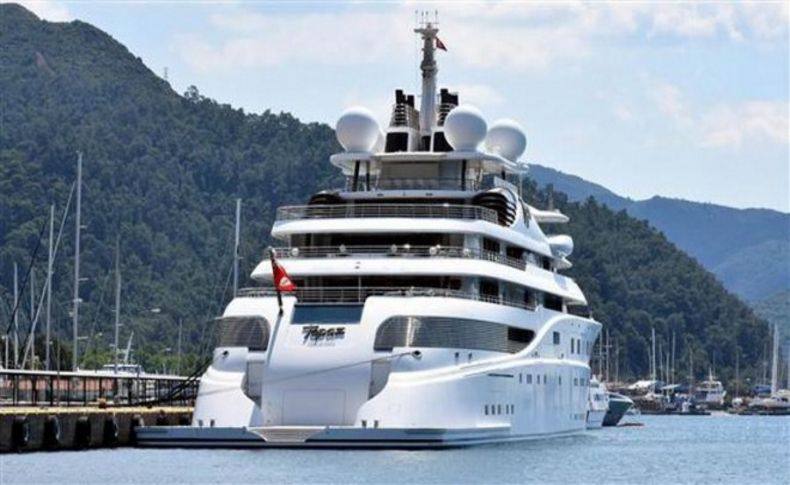 Şeyh'in ultra lüks yatı Marmaris'te
