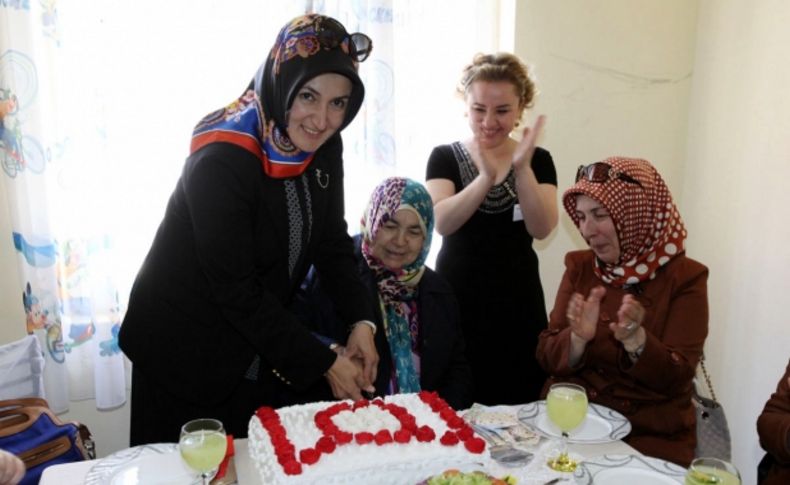 SEYMER kursiyerlerinin el emekleri sergileniyor