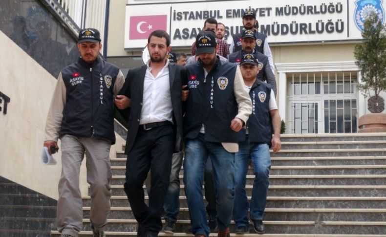Silahla kafe basanlar yakalandı