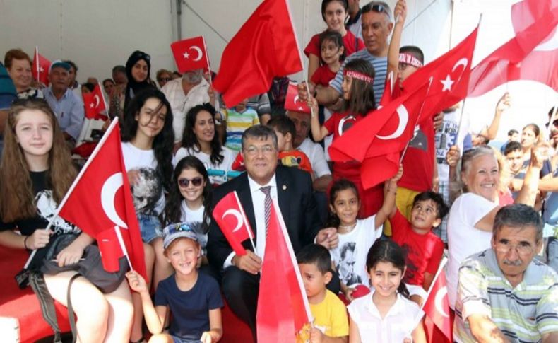 Sındır: 30 Ağustos'u kimse unutturamaz