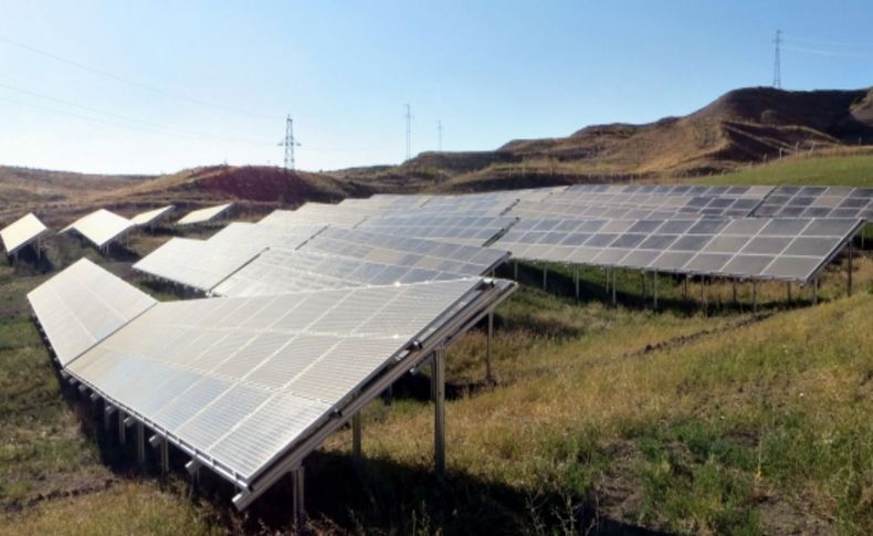Sivas’ta bölgenin en büyük güneş enerjisi santrali kuruldu