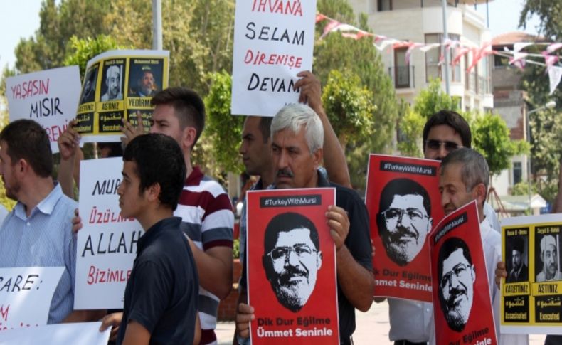 Sivil toplum kuruluşları Mısır'daki darbeyi kınadı