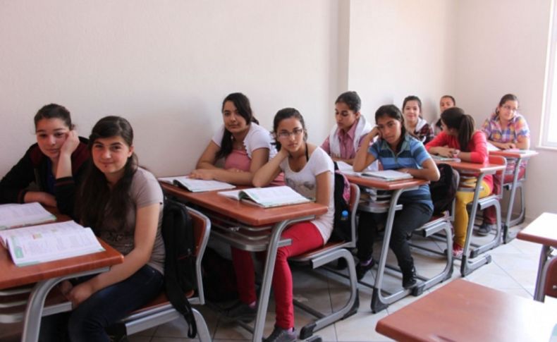 SODES'le muhtaç öğrencilerin yüzü gülüyor