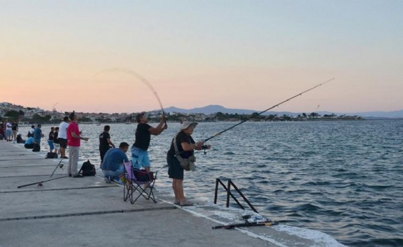 Spin avcıları Yeni Foça'da yarıştı